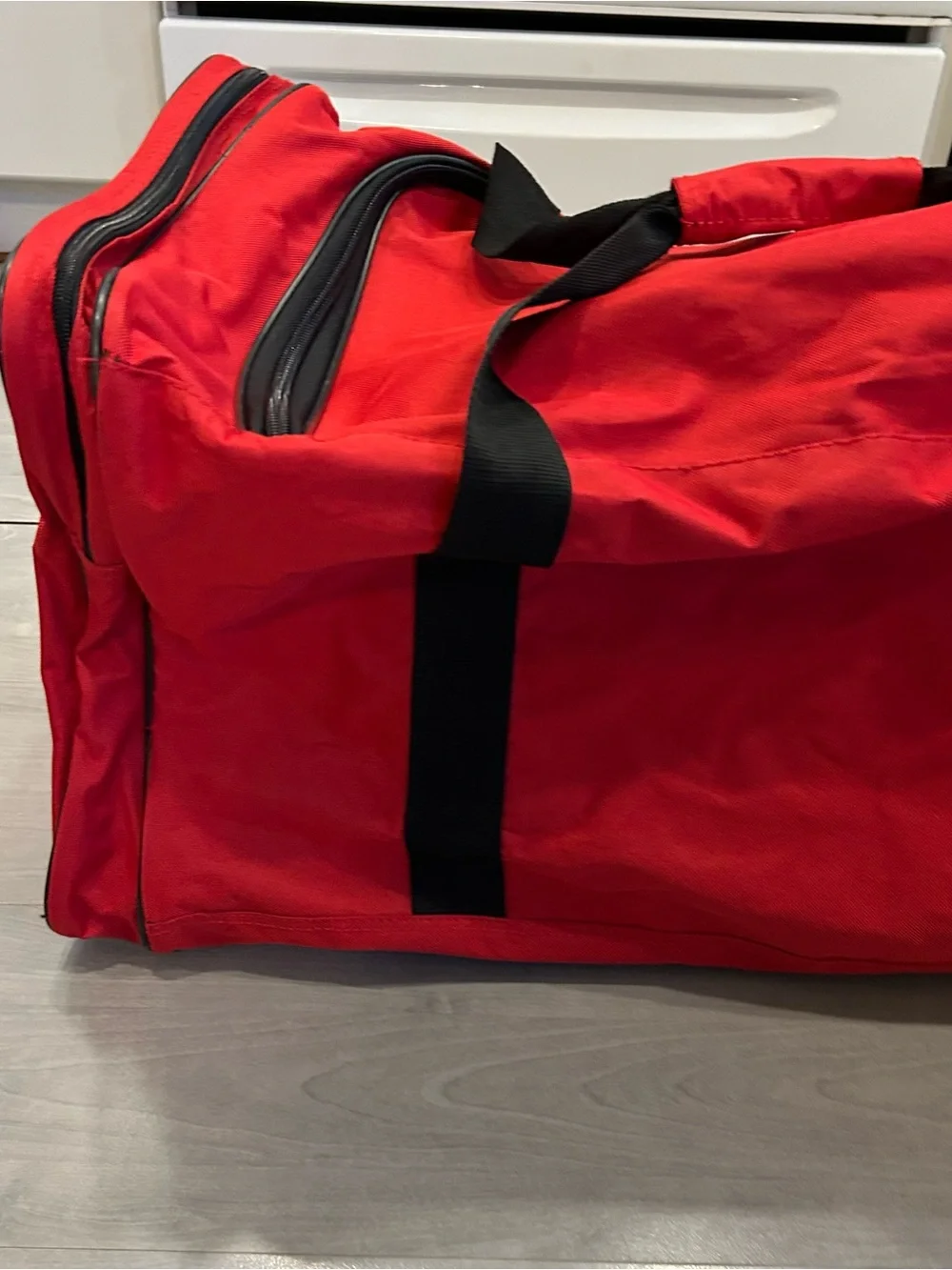 American Uni Large Red Duffel Bag Travel Gym Sports Luggage Multi Pocket 27”