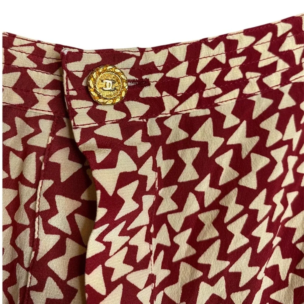 CHANEL boutique vintage