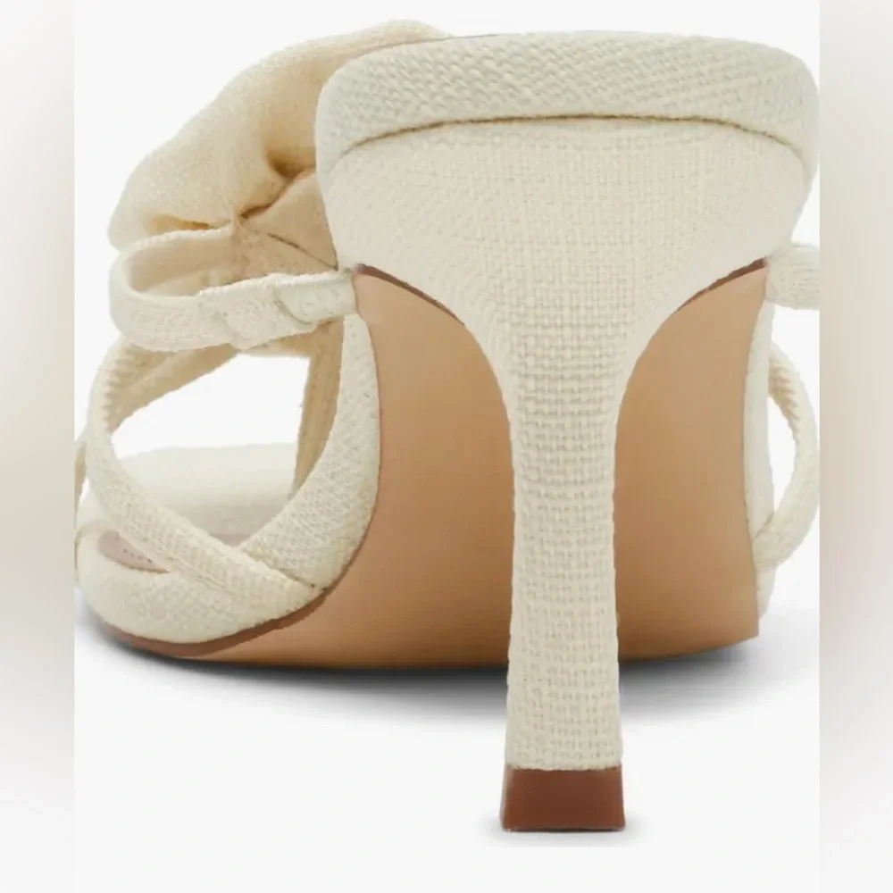 Dolce Vita details care