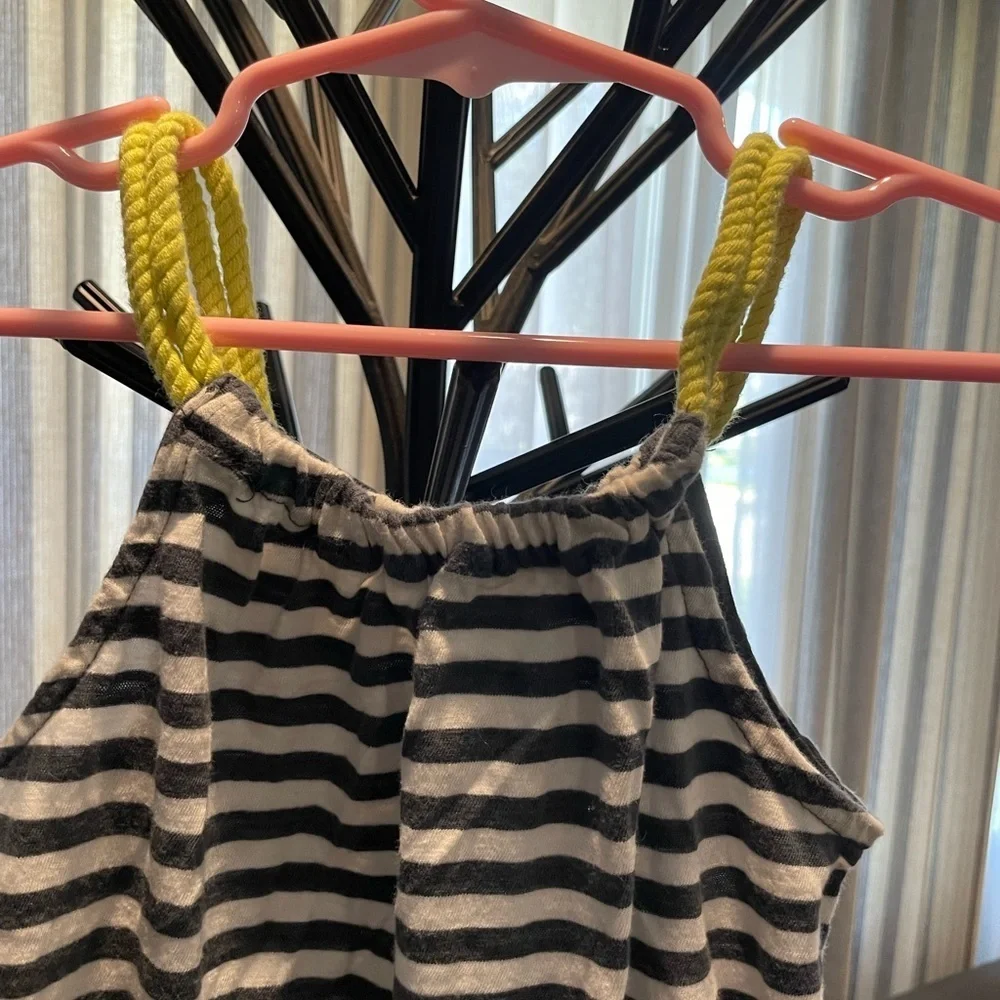 Baby gap striped romper shorts size 4