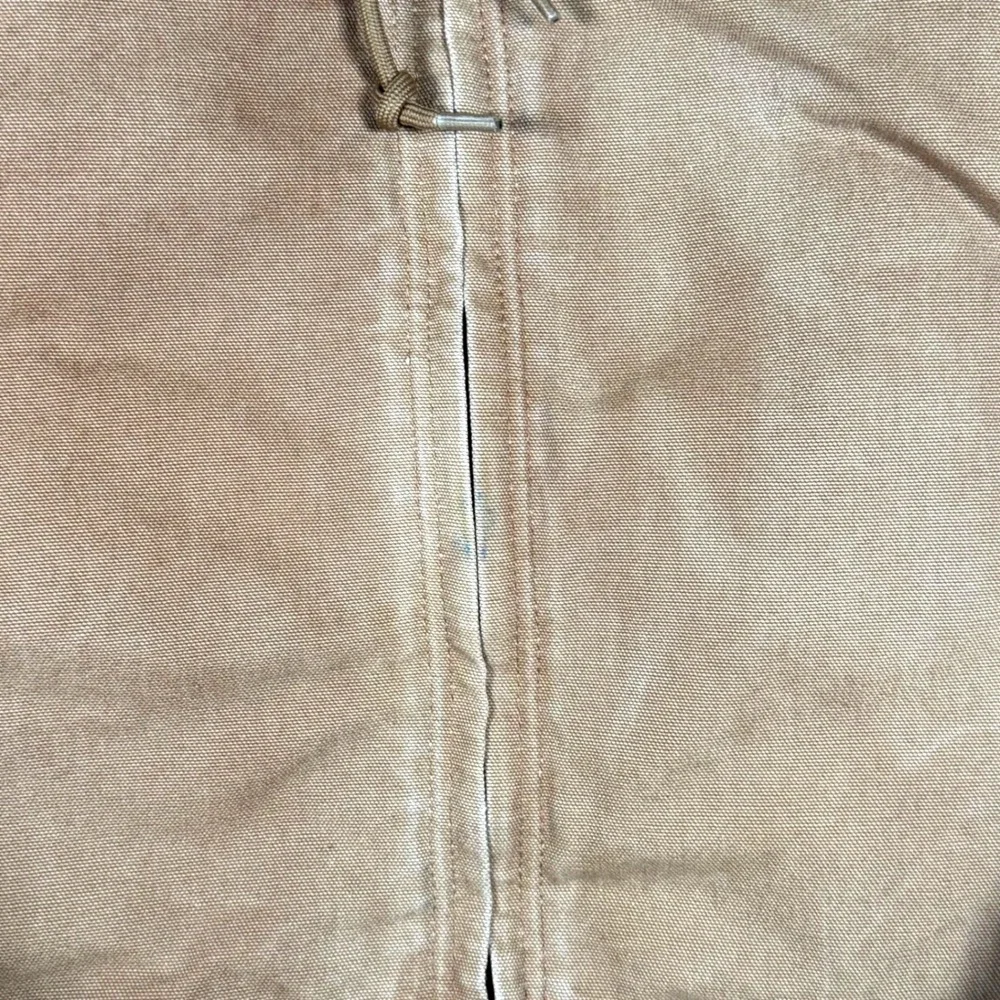 Carhartt durability features brown