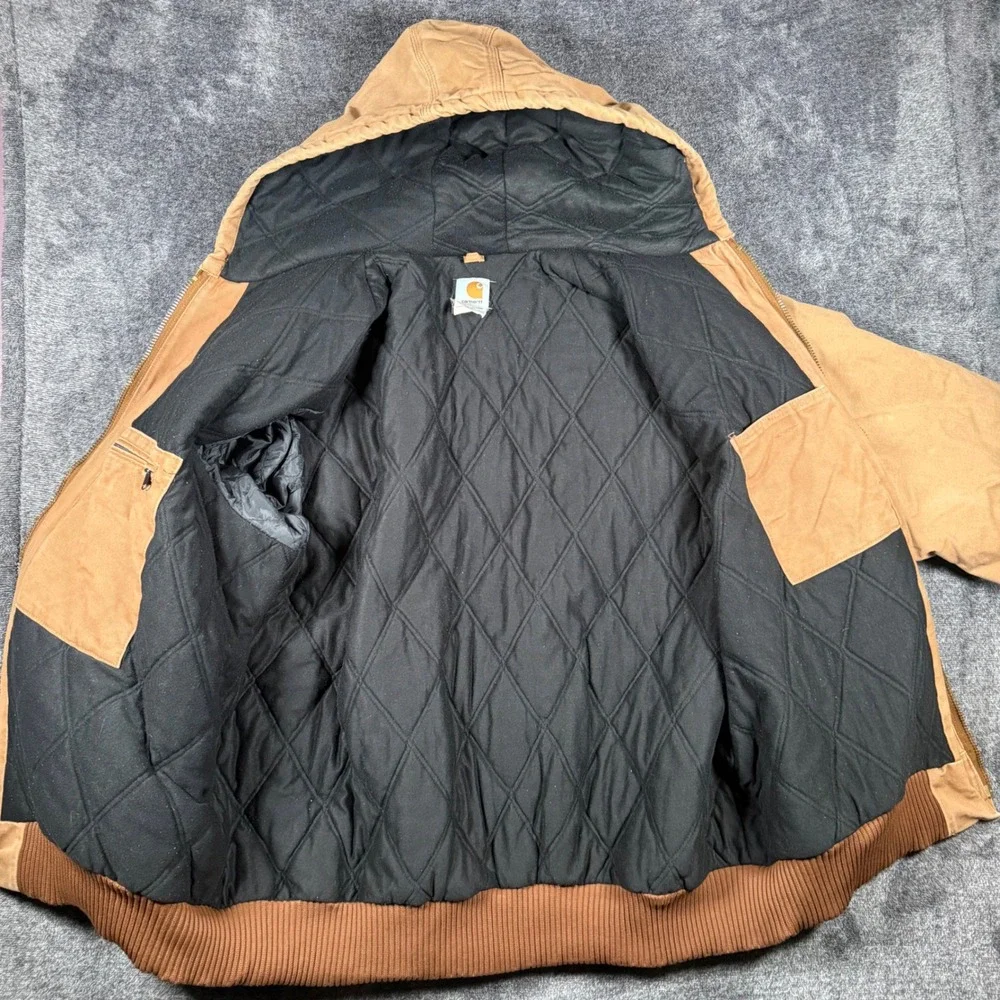 Carhartt seams warm