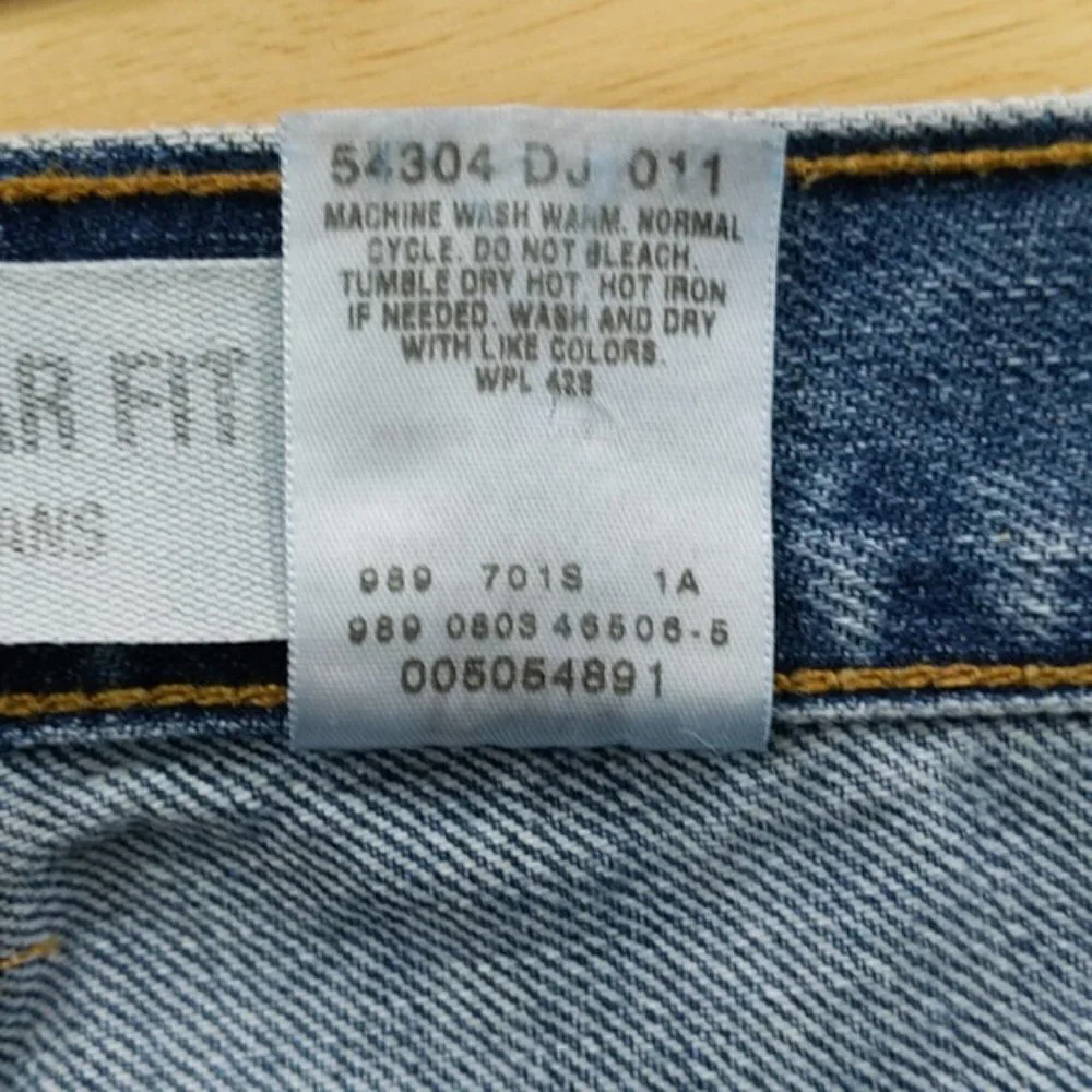 Levi's 505 The Regular Fit Straight Leg Jeans