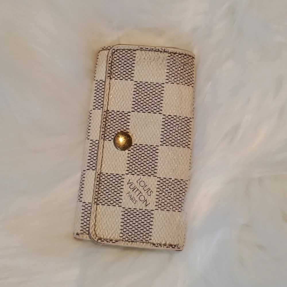 Auth Louis Vuitton Damier Azul 4 Key Holder