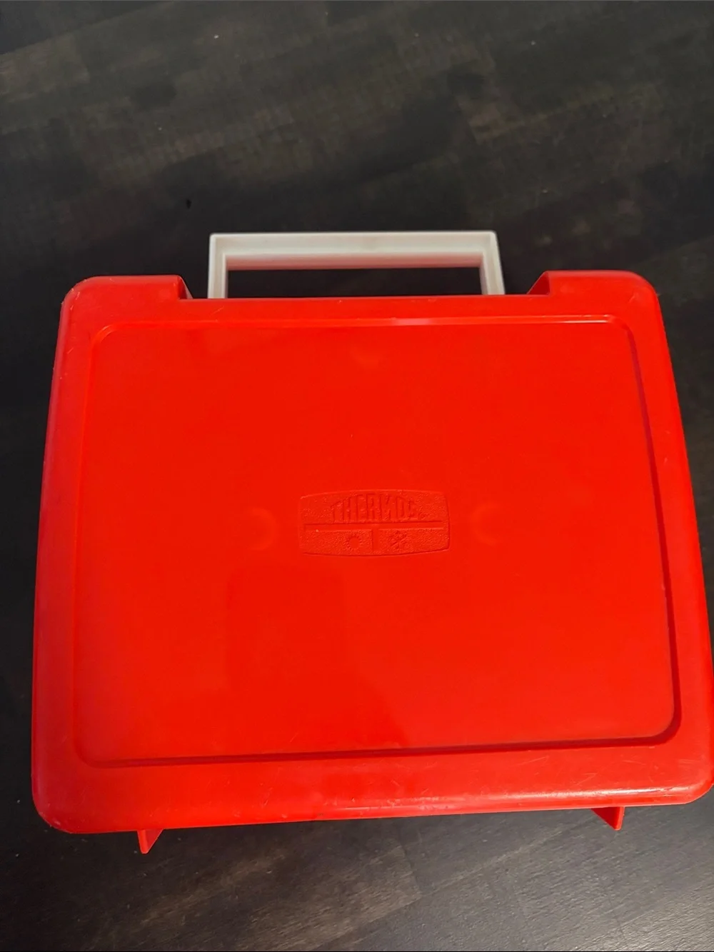 Thermos features star