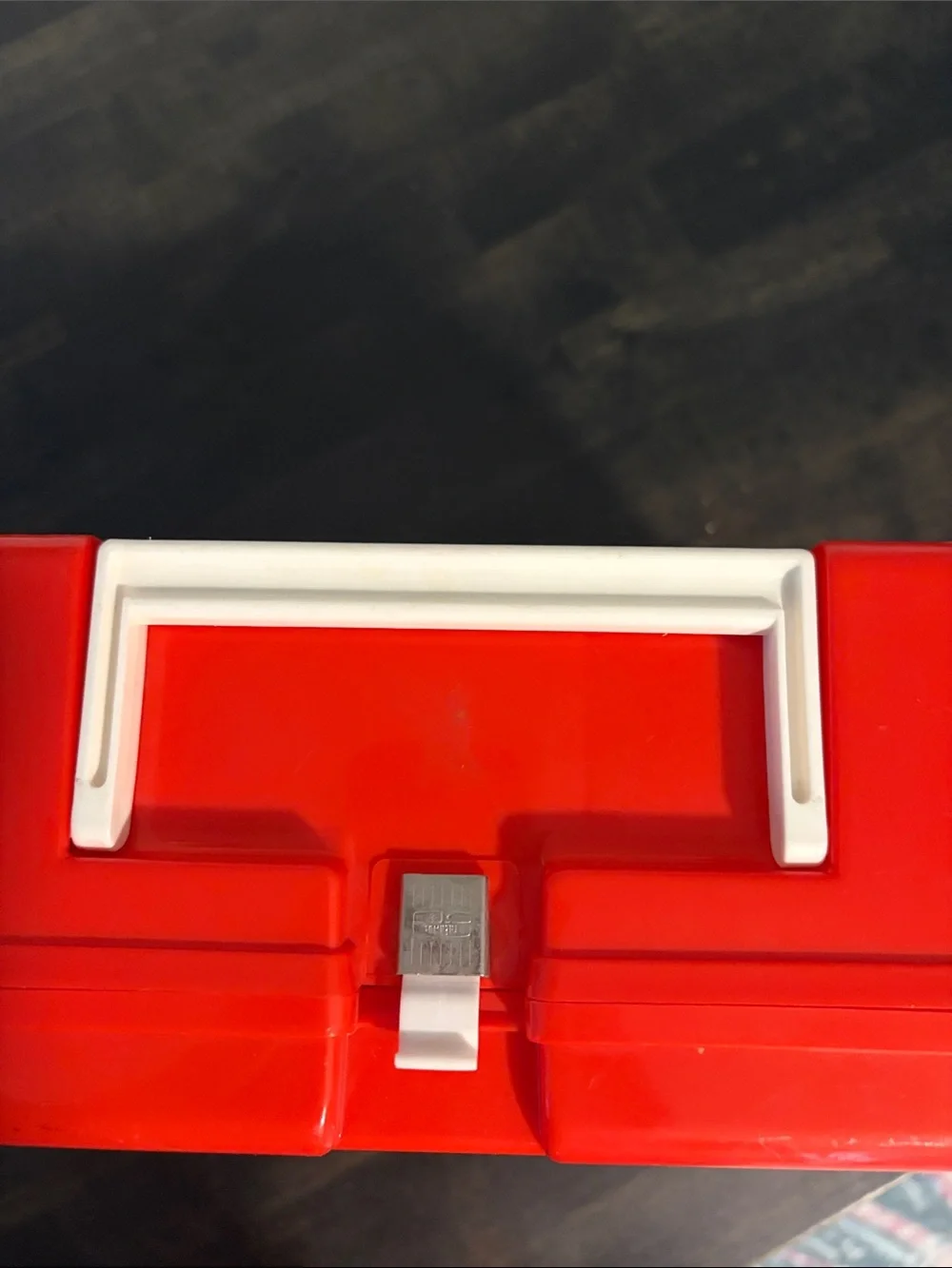Thermos features star