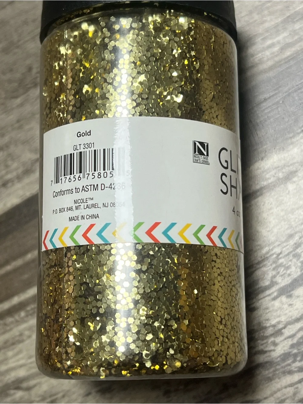 Nicole bottle shakers