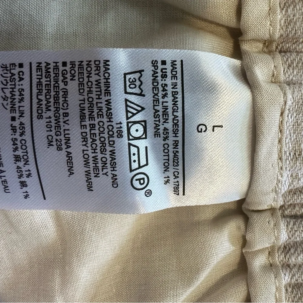 Banana Republic inseam 25”