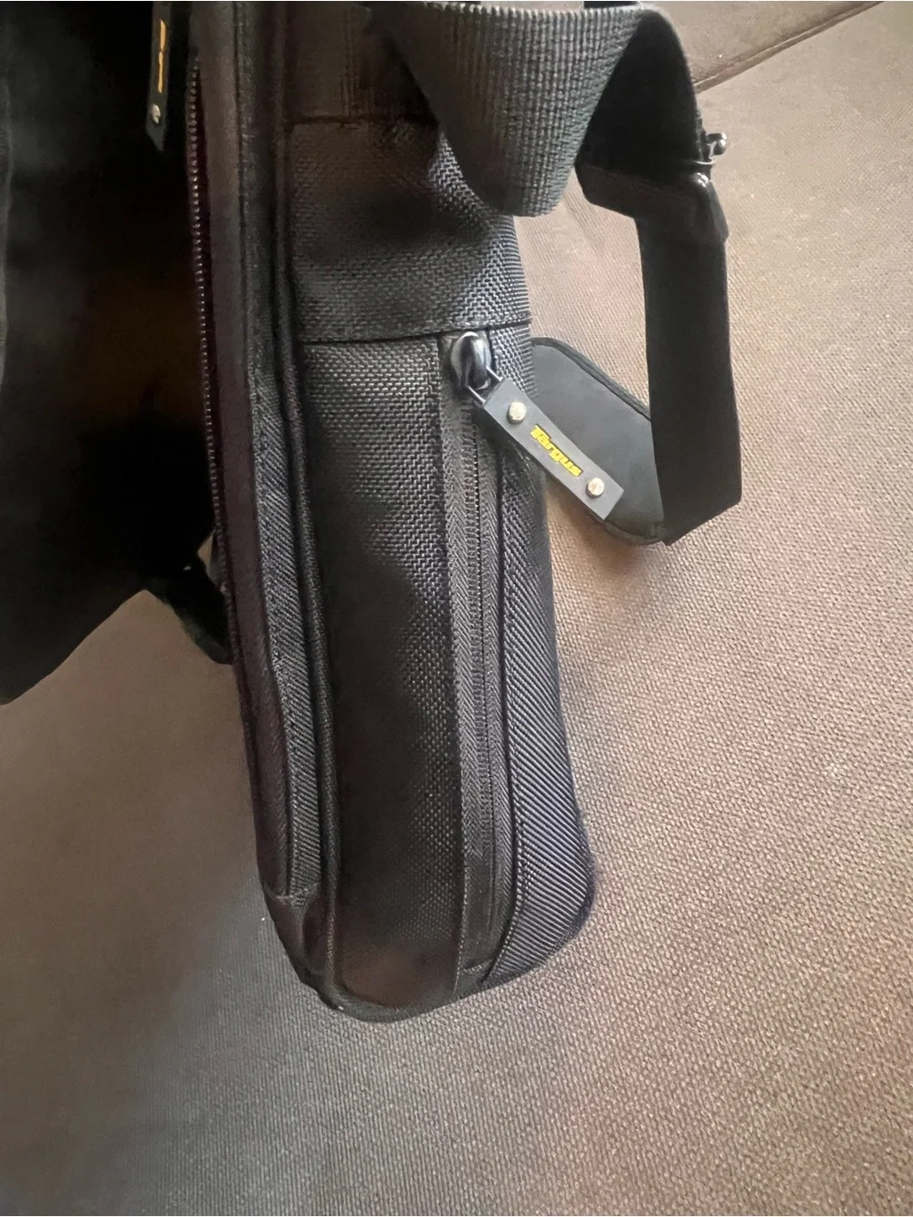 Targus Black and Light Gray Laptop Messenger Bag with Yellow Accents
