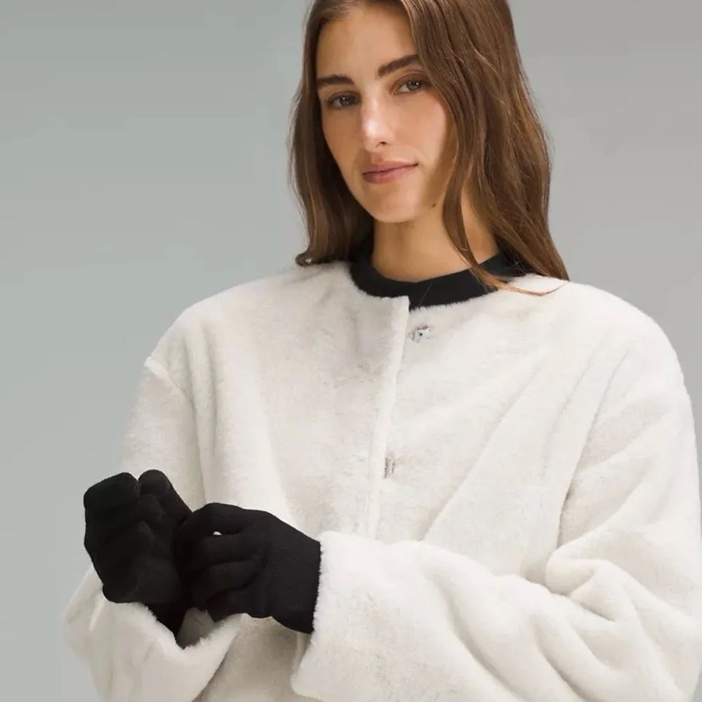 Lululemon Black Merino Wool Blend Warm Revelation Gloves Large