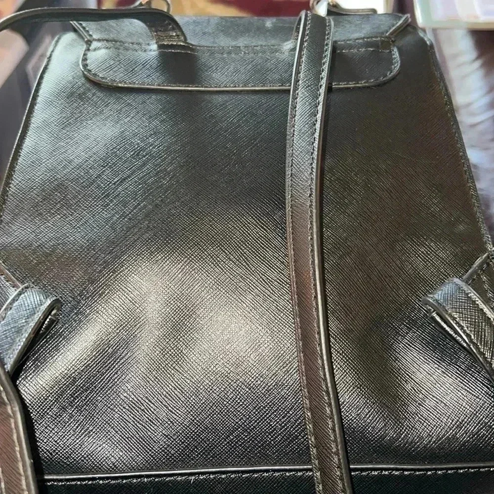 N/A vegan black