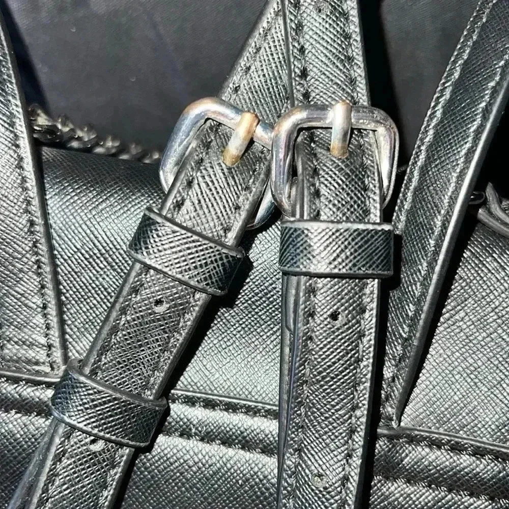 N/A vegan black