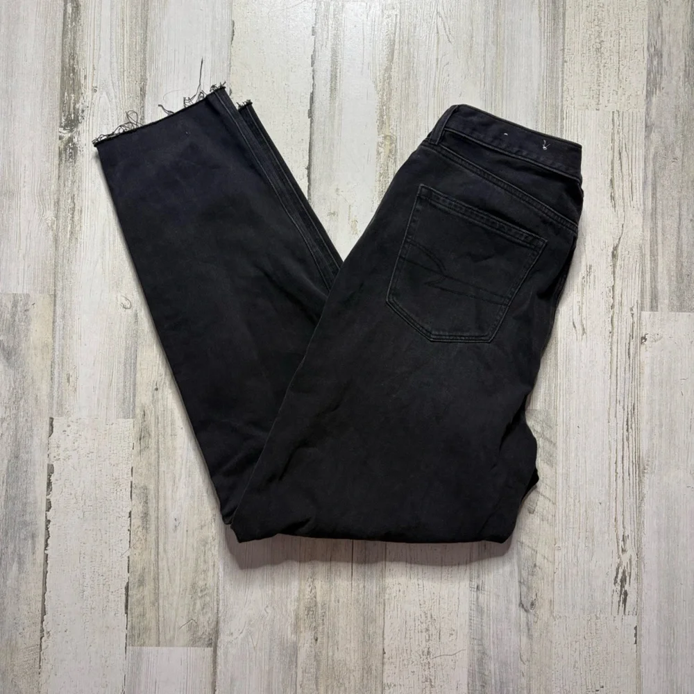 American Eagle Outfitters everyday relaxed