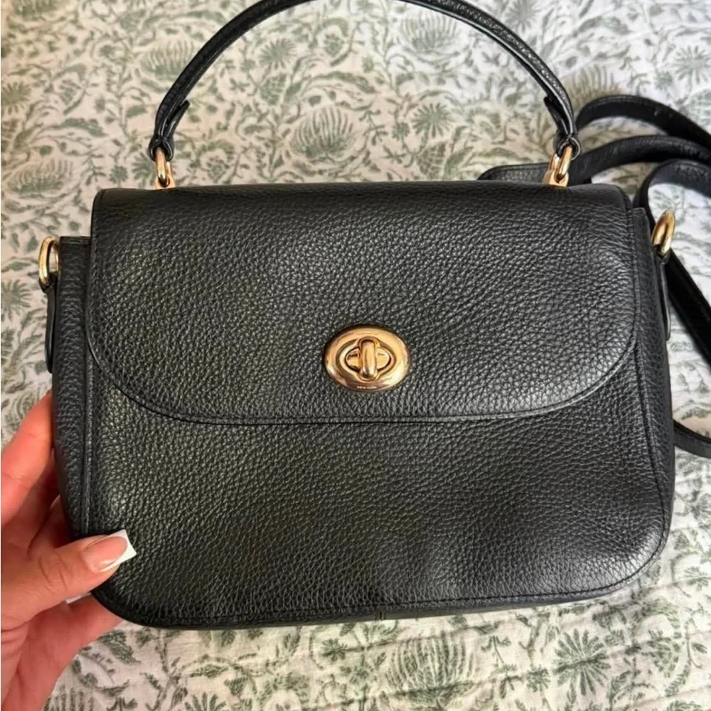 Coach Black Pebbled Leather Top-Handle Satchel with Gold Turnlock great cond