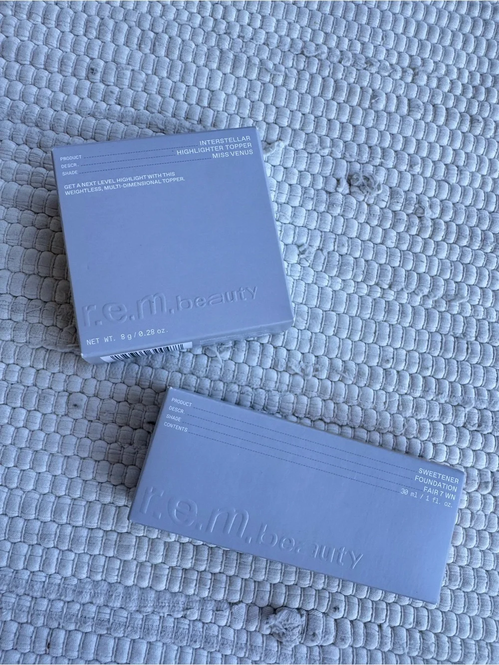r.e.m. beauty Sweetener Foundation + Miss Venus Highlighter Bundle NIB