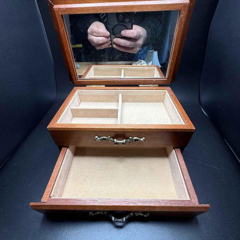 N/A vintage wooden