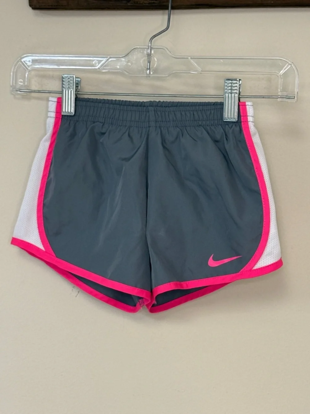 Nike: Girls Dri-Fit Gray, Pink, White Athletic Shorts, Size M (5-6Y)