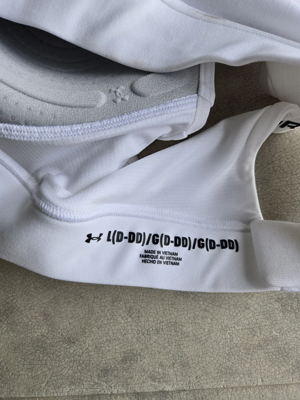 Under Armour supportive sports