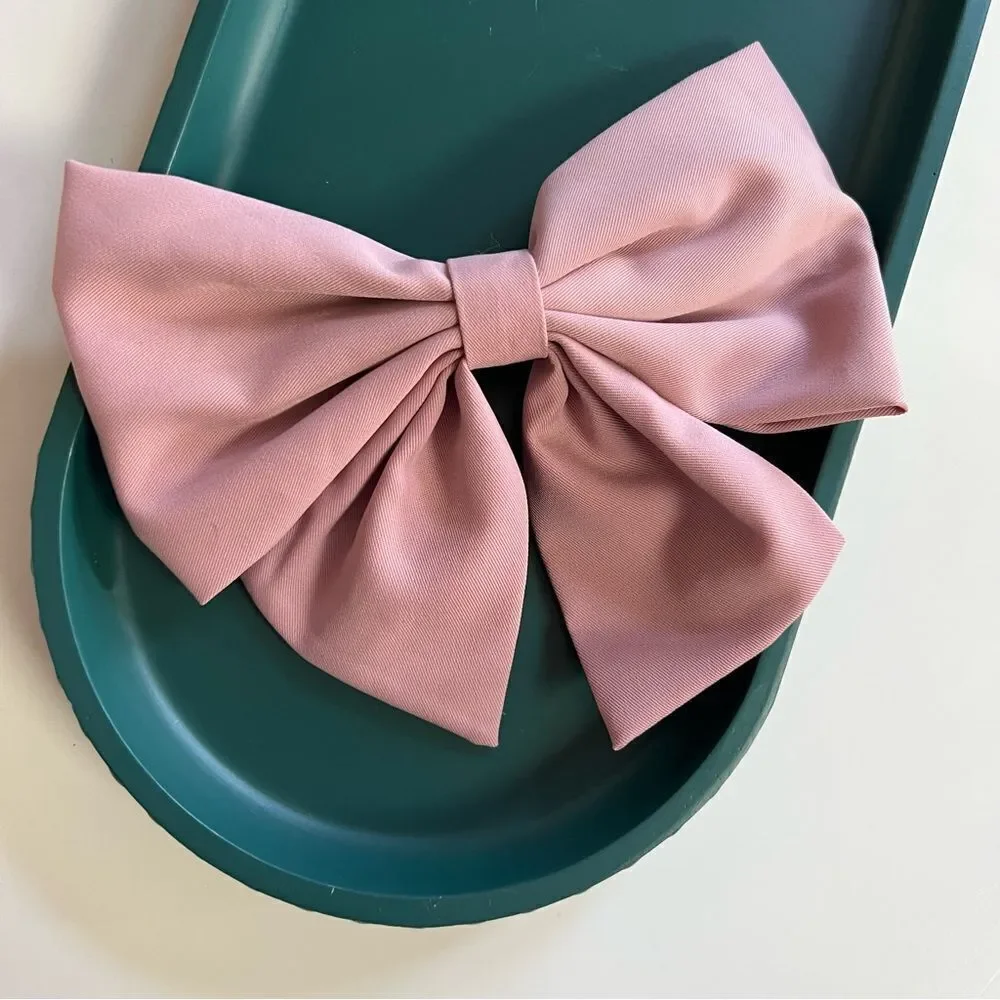 NWOT XL Mauve Pale Pink Oversized Hair Bow Barette Clip