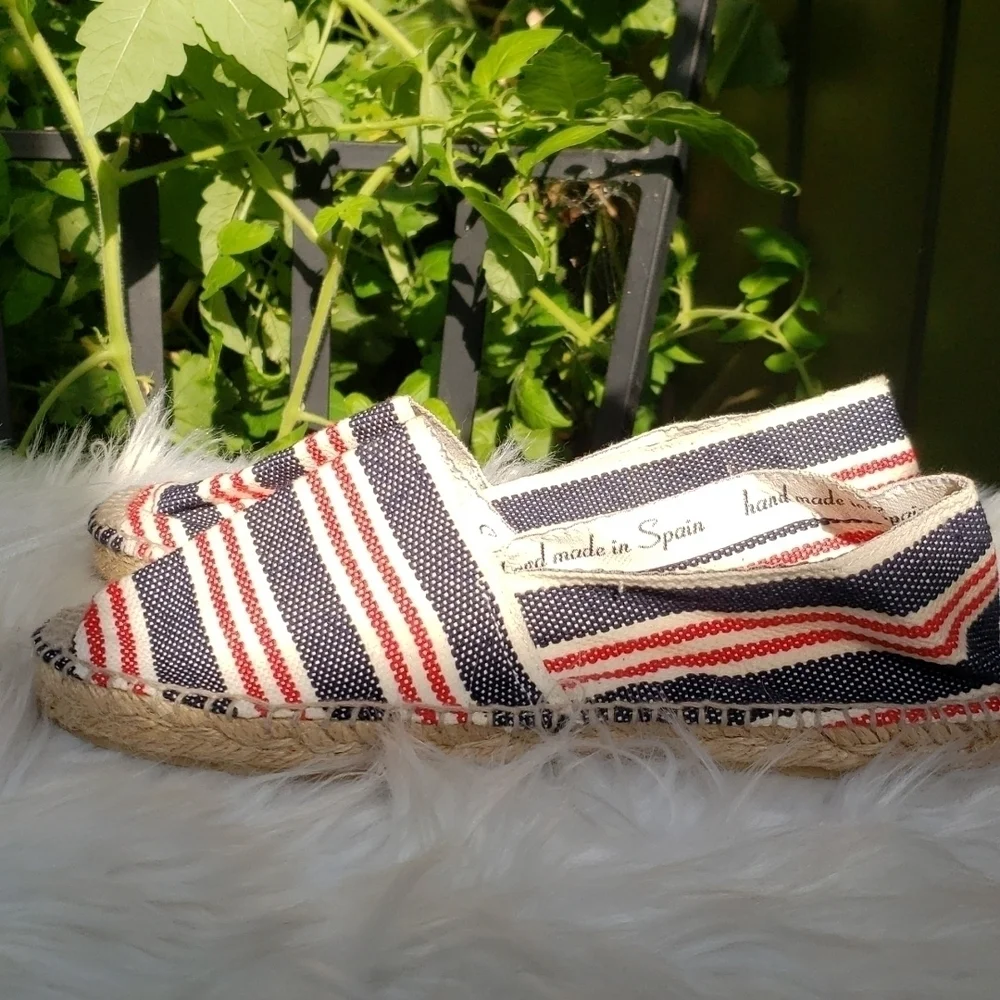 Lara Espadrilles flat espadrilles