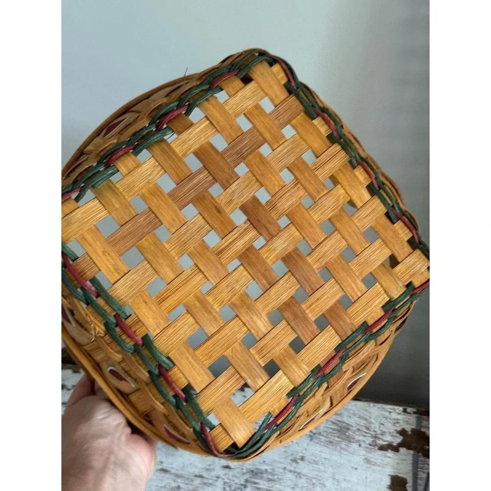 The Unbranded Brand handcrafted woven