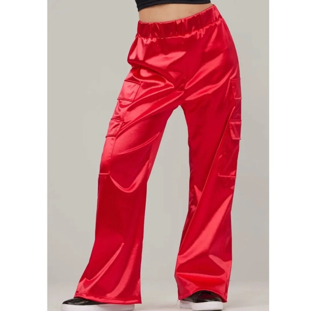 Weissman 2-Piece Hip Hop Dance Costume – Red Satin Top and Cargo Pants