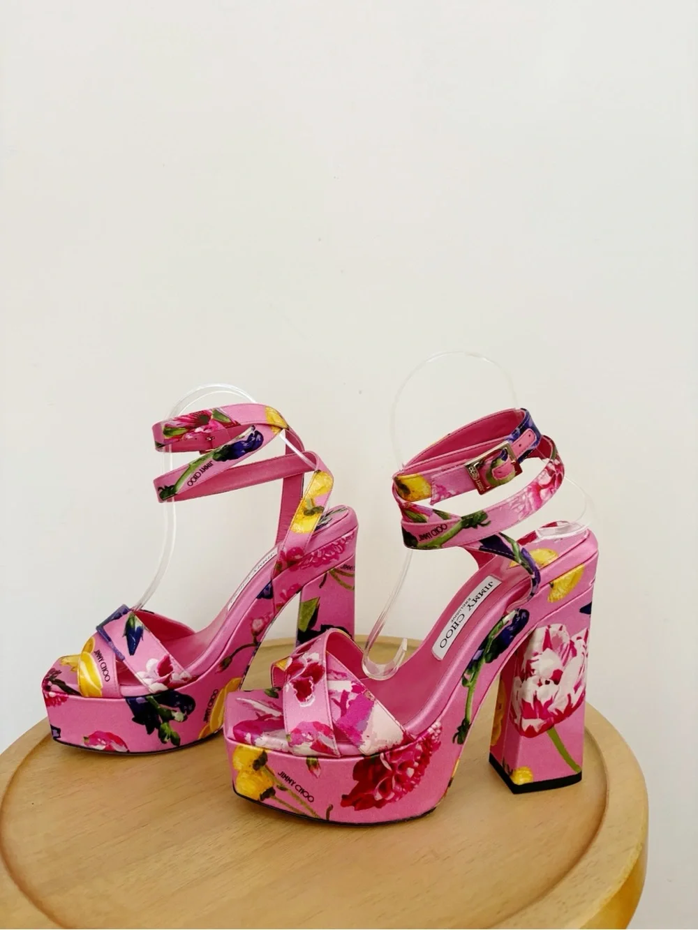 Jimmy Choo new without