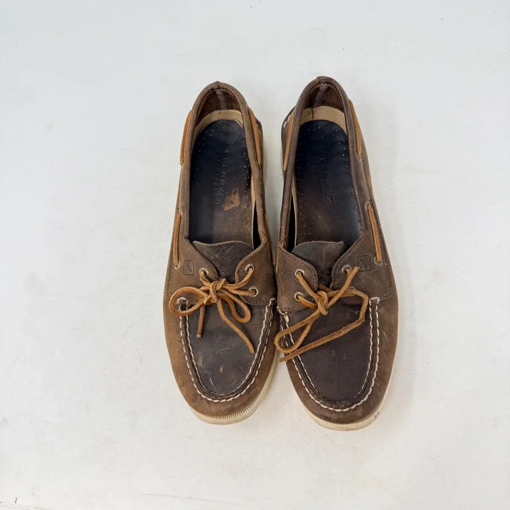 Sperry boat shoes