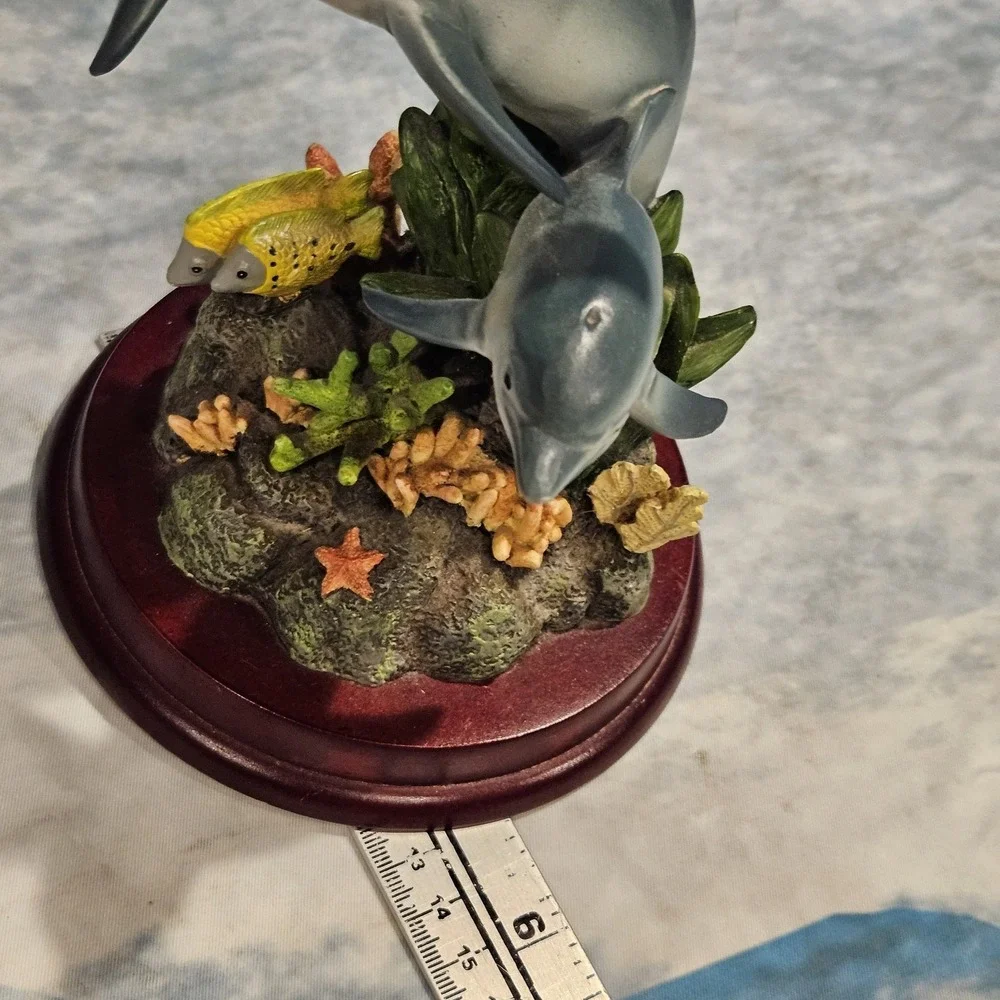N/A decorative resin