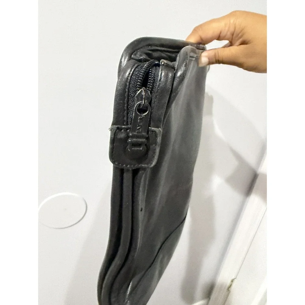 Tumi pre owned
