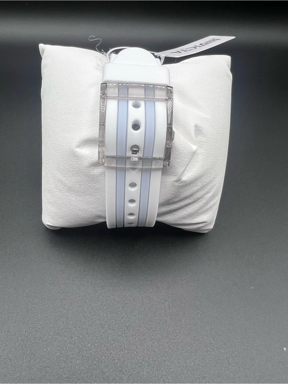 Invicta 69448 this