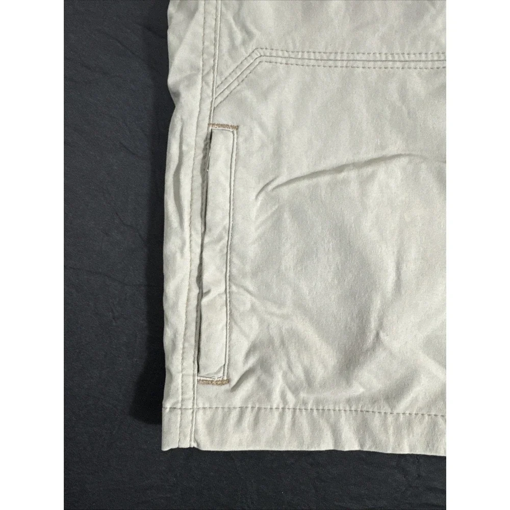 Wrangler tan‎ activewear / trail / hiking shorts - mens 44