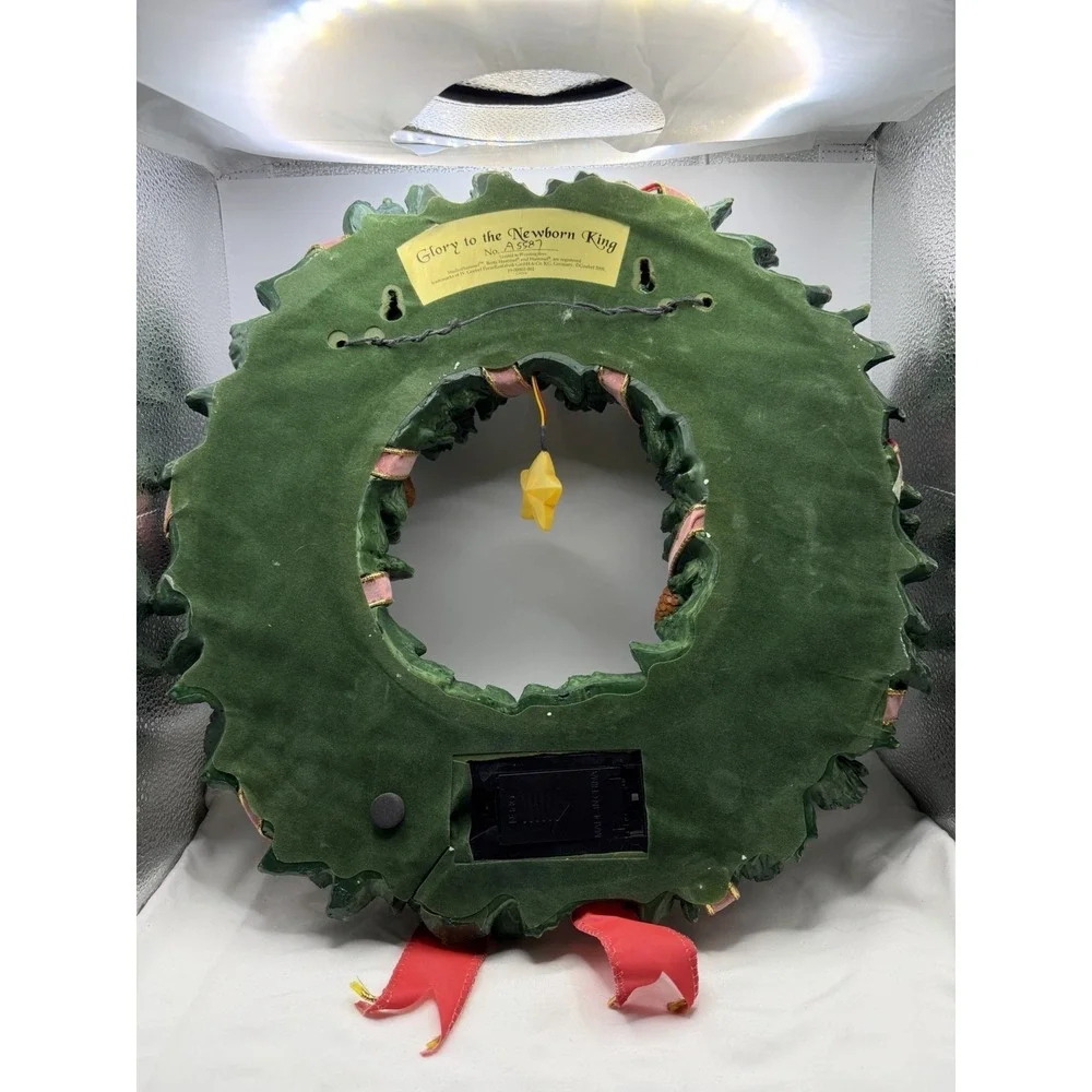 Hummel Goebel Glory To The Newborn KING Lighted Ceramic Nativity Wreath READ