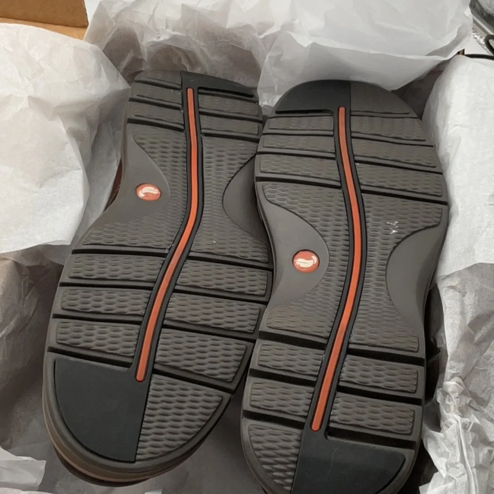Clarks step out