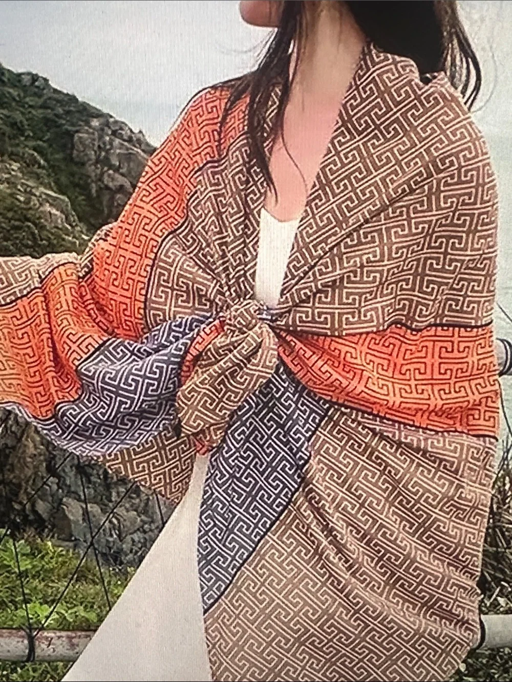 N/A lightweight wrap
