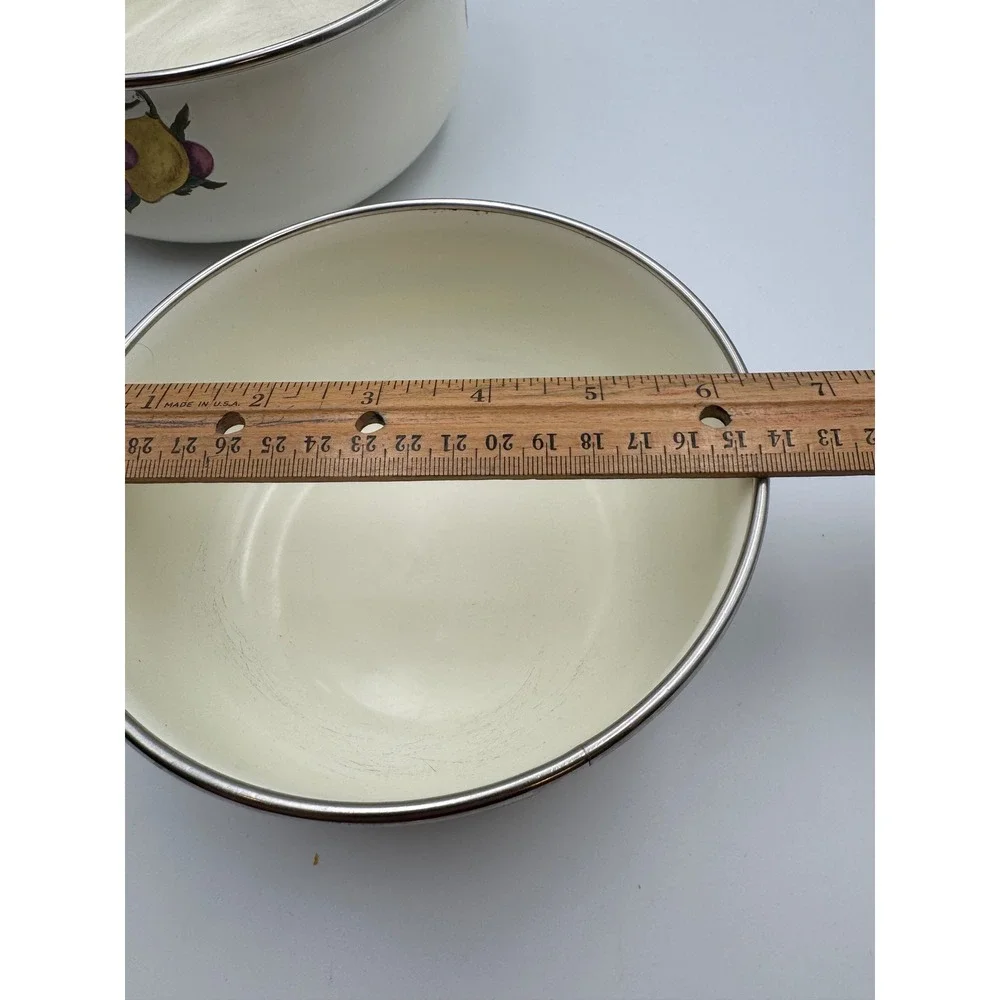 Cornucopia vintage enamel