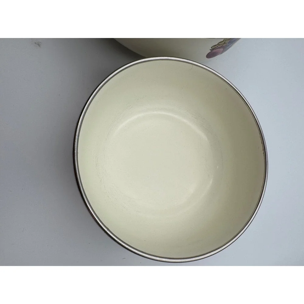 Cornucopia vintage enamel