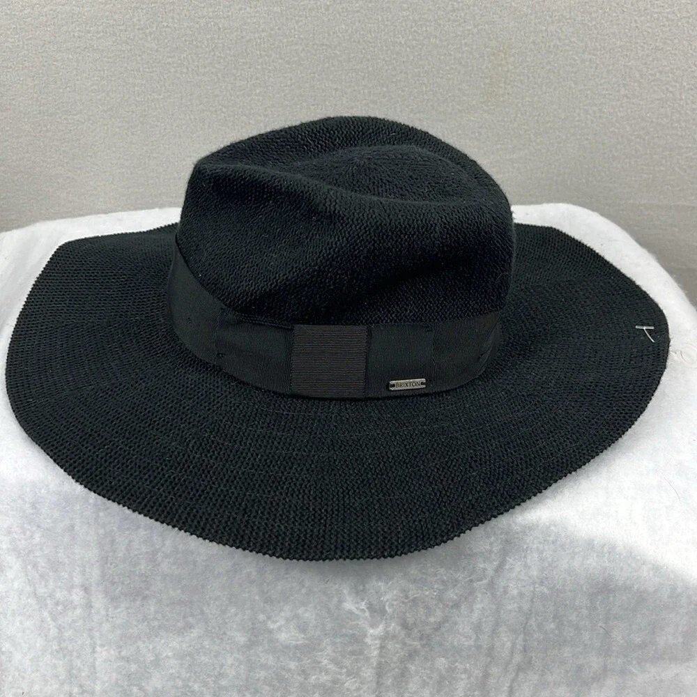 Brixton women wide