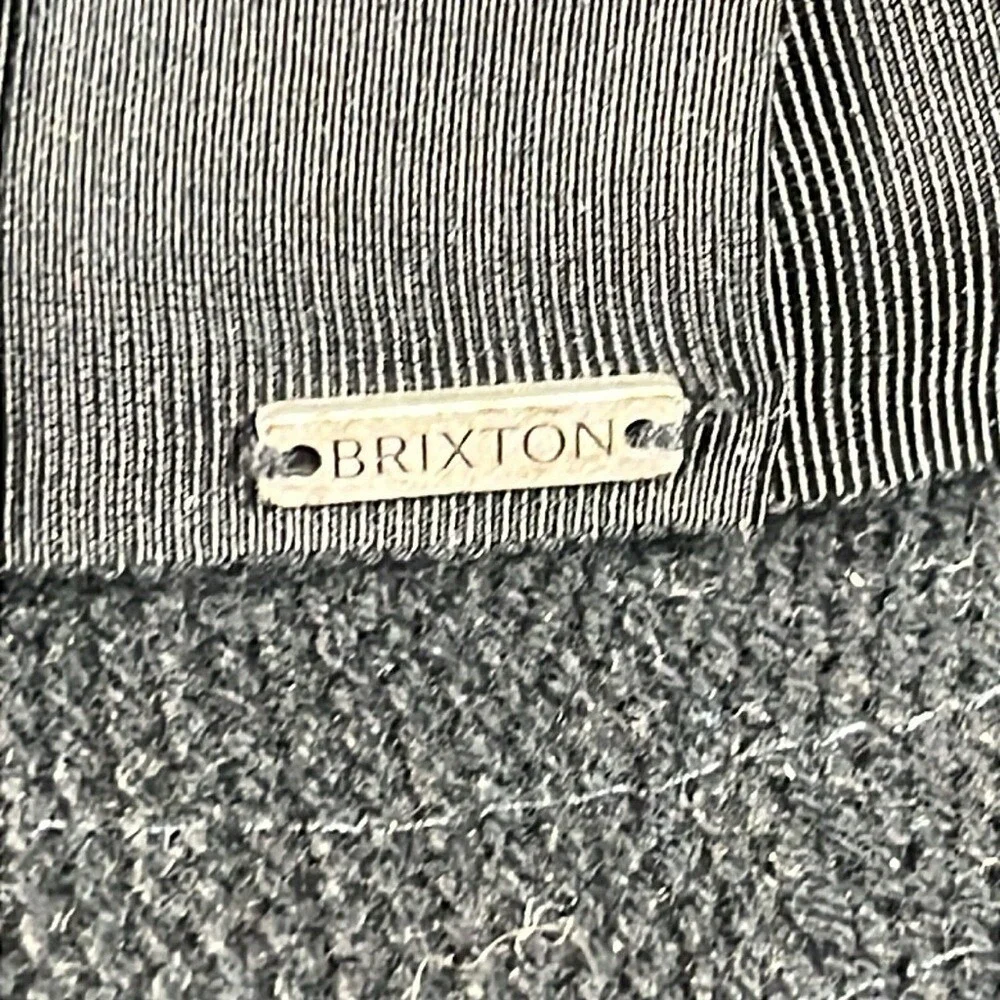 Brixton women wide