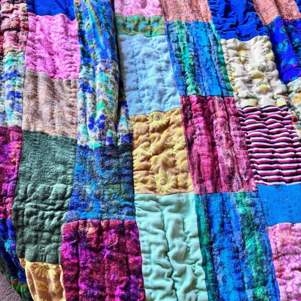N/A vibrantly colored