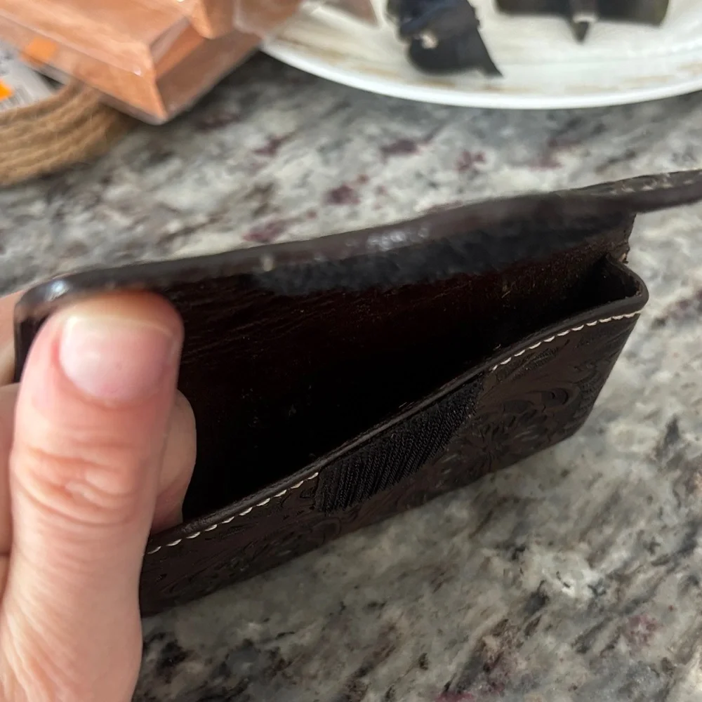 N/A compact hand