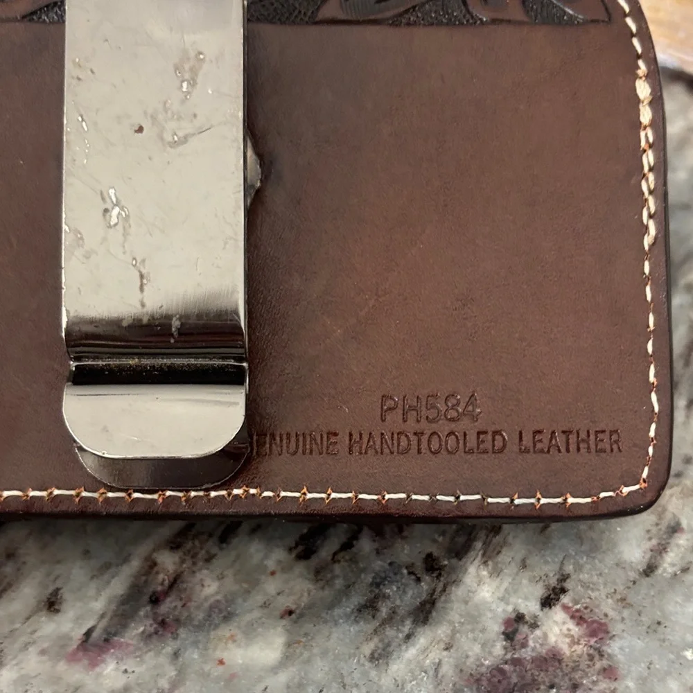 N/A compact hand