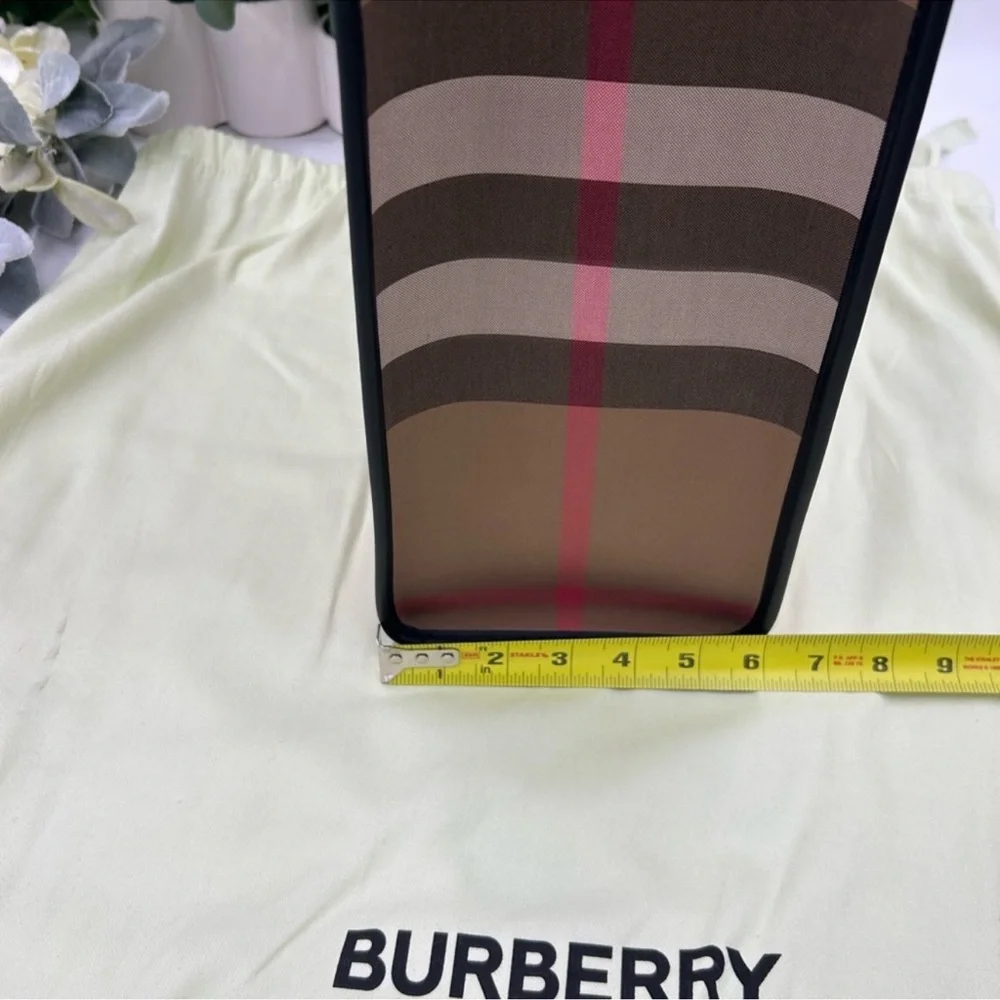 Unisex Burberry classic check book tote bag made in Italy