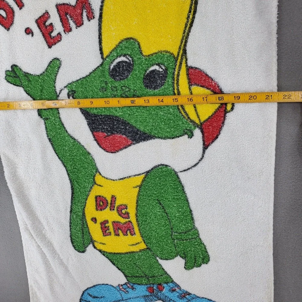 Kellogg Company Dig Em Frog Beach Towel White Vintage 1980s Honey Smacks Mascot