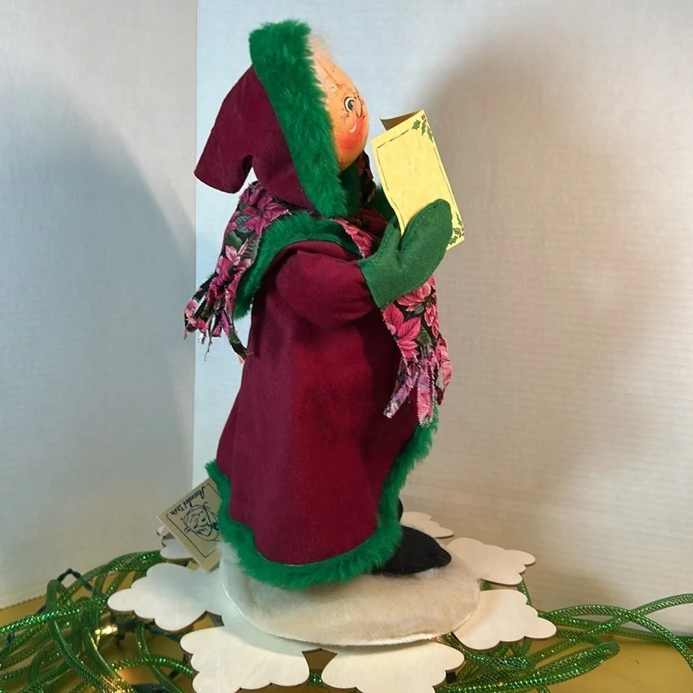 Annalee santa hampshire 12”h