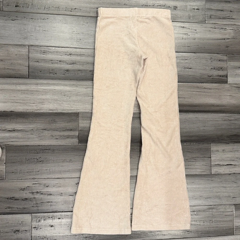 Forever 21 chic cream