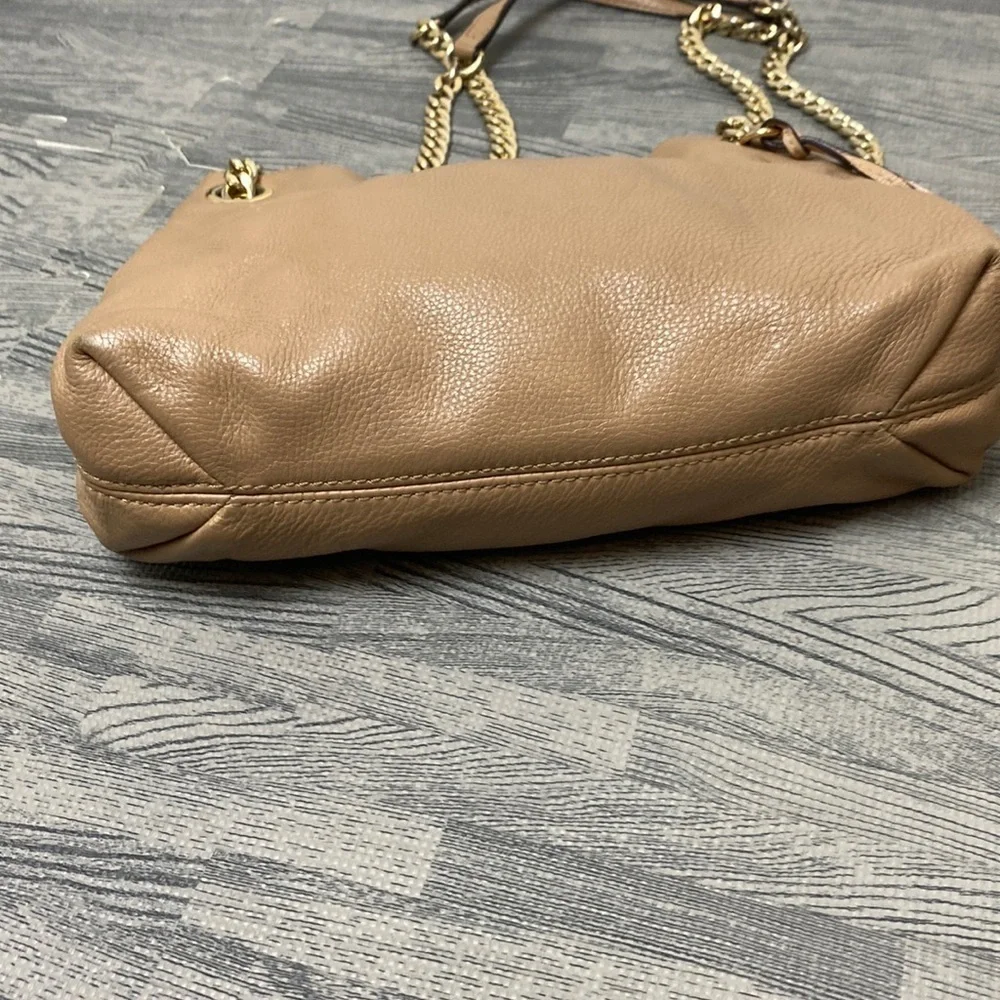 Michael Kors Chain Straps Jet Set Crossbody/Shoulder Bag