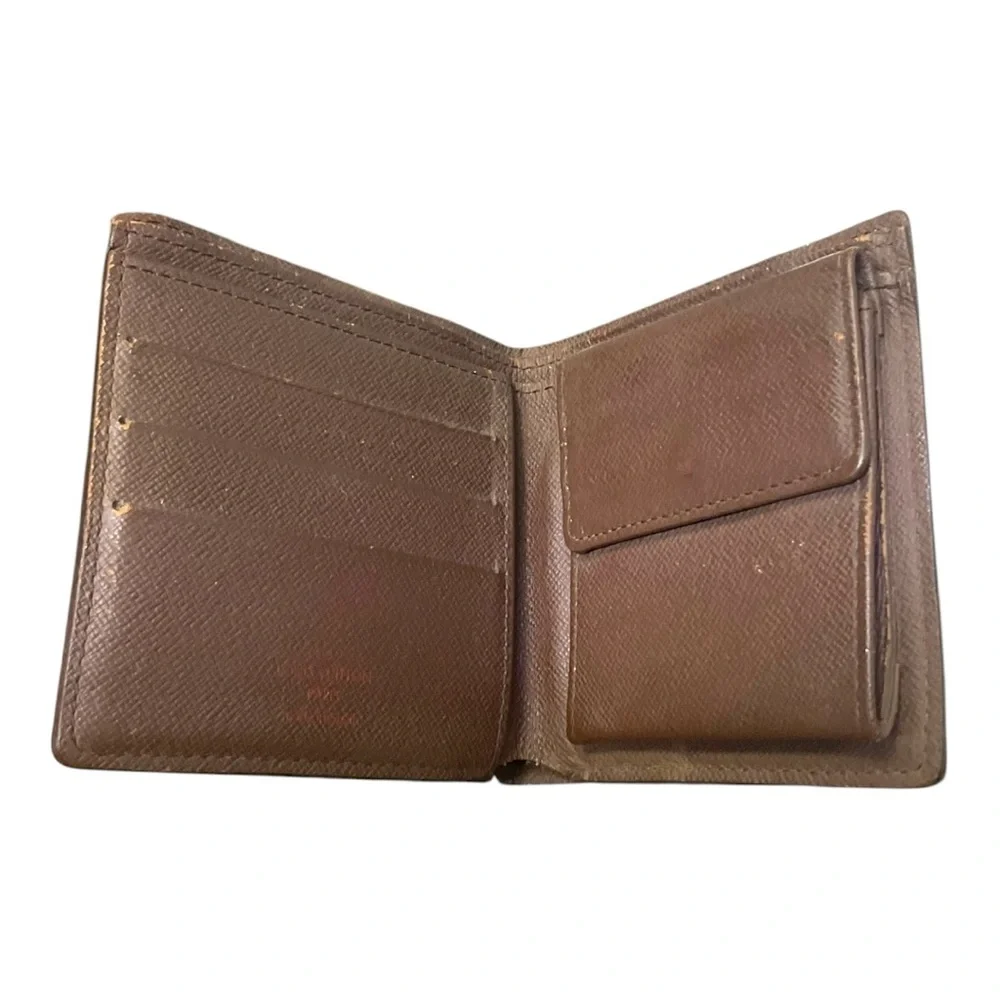 Louis Vuitton pouch edge owned