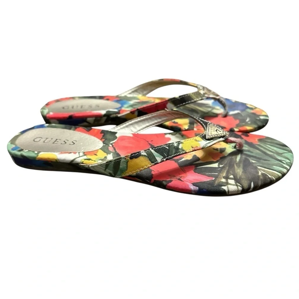 Guess floral fabric