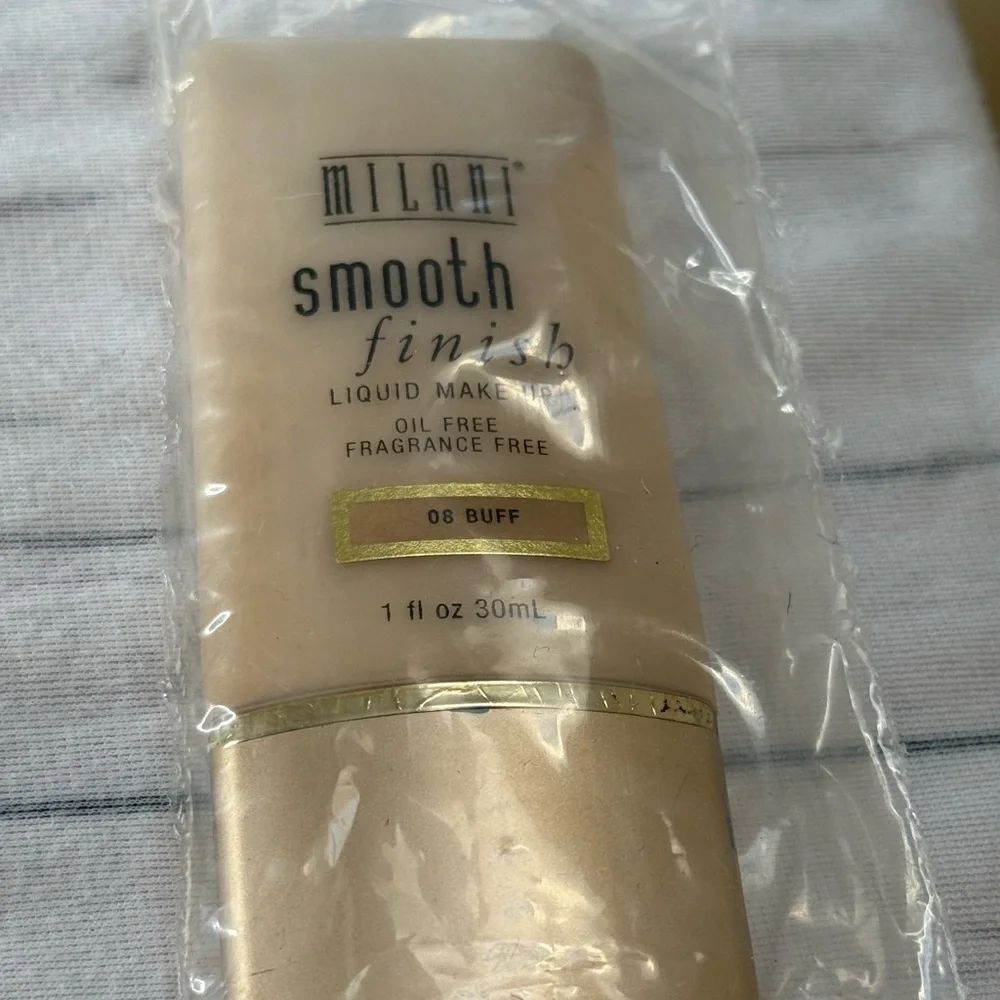 Milani liquid foundation
